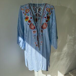 Francesca’s Blue Floral Embroidered Open Front Kimono M rayon soft boho beach